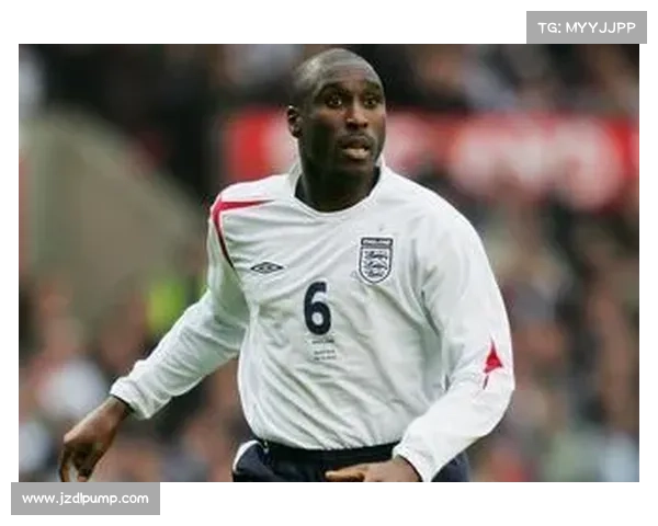 坎贝尔通常担任哪一位置在足球场上的角色分析与探讨